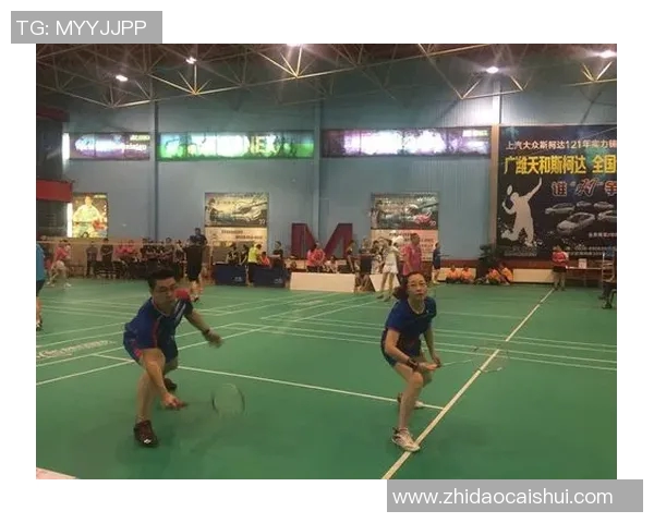 成都羽毛球队在精英赛中以73分稳居积分榜首位